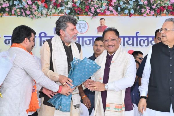 भाजपा के नए जिला कार्यालय का भव्य लोकार्पण, मुख्यमंत्री विष्णुदेव साय बोले&mdash; 'यह केवल भवन नहीं, राष्ट्रसेवा और कार्यकर्ताओं की तपस्या का देवालय'