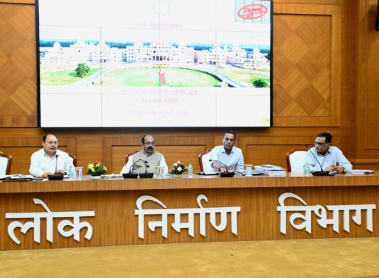 लोक निर्माण विभाग ही है छत्तीसगढ़ के विकास का ग्रोथ इंजन'&mdash;उप मुख्यमंत्री अरुण साव ने अधिकारियों को दी सख्त चेतावनी, समय पर पूरे हों सड़क, पुल और भवन निर्माण