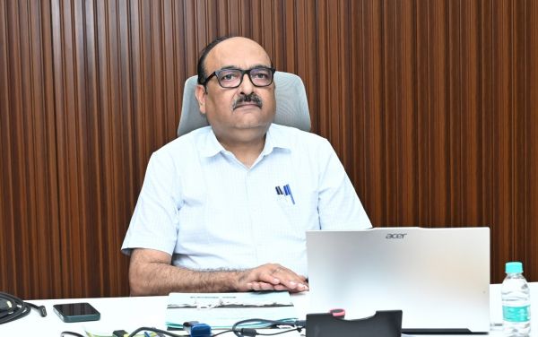 स्वतंत्रता दिवस समारोह की तैयारियां तेज, मुख्य सचिव ने ली उच्च स्तरीय समीक्षा बैठक, विभागों को सौंपी जिम्मेदारियां