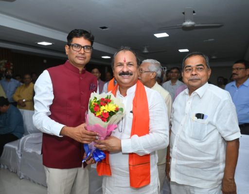 रायपुर विकास प्राधिकरण को मिला नया नेतृत्व, डॉ. जय प्रकाश शर्मा ने संभाली उपाध्यक्ष की जिम्मेदारी; मंत्री ओ.पी. चौधरी बोले&mdash; शहर के सुनियोजित विकास को मिलेगी नई रफ्तार