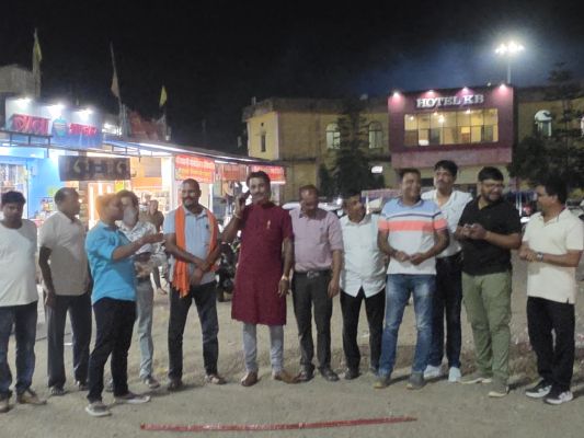 जशपुर के सपनों को मिली नई उड़ान, मेडिकल कॉलेज की स्वीकृति पर बगीचा में&nbsp;जनउत्साह,आतिशबाजी, मिठाइयों और जयघोष के बीच मुख्यमंत्री विष्णुदेव साय के प्रति जताया आभार, कहा&mdash;अब स्वास्थ्य और शिक्षा के क्षेत्र में लिखेगा विकास का नया इतिहास