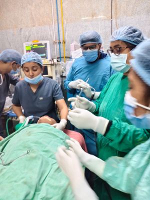 सिम्स बिलासपुर के डॉक्टरों का बड़ा कमाल, 6 वर्षीय मासूम की आहार नली में फंसा सिक्का जटिल ऑपरेशन से निकाला, समय रहते बचाई मासूम की जान