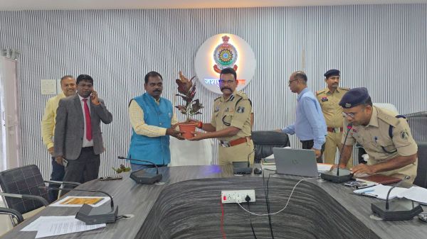 जशपुर में पुलिस, अभियोजन और न्यायपालिका की संयुक्त समन्वय बैठक, नए आपराधिक कानूनों के प्रभावी क्रियान्वयन पर जोर