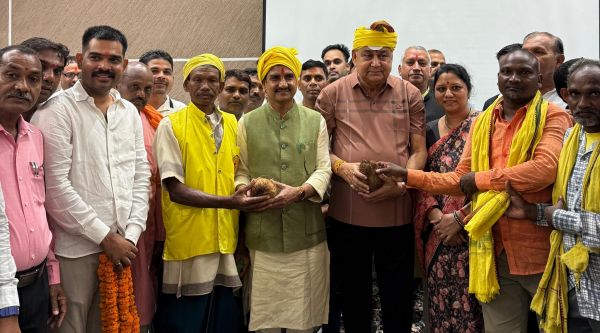 मन की बात' के 136वें एपिसोड में युवा शक्ति, नवाचार और राष्ट्रभक्ति का संदेश, केंद्रीय राज्य मंत्री तोखन साहू बोले&mdash; विकसित भारत के संकल्प को जनभागीदारी से मिलेगी नई ताकत