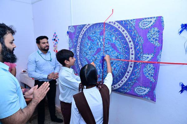 जशपुर में शिक्षा का डिजिटल युग शुरू: IDBI बैंक की CSR पहल से 8 सरस्वती शिशु मंदिरों में स्मार्ट क्लास, कलेक्टर रोहित व्यास ने किया शुभारंभ