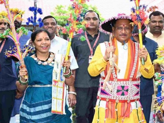 छत्तीसगढ़ के लोक कलाकारों के लिए बड़ी खुशखबरी: मुख्यमंत्री लोक कलाकार प्रोत्साहन योजना शुरू, हर साल मिलेंगे ₹24 हजार तक