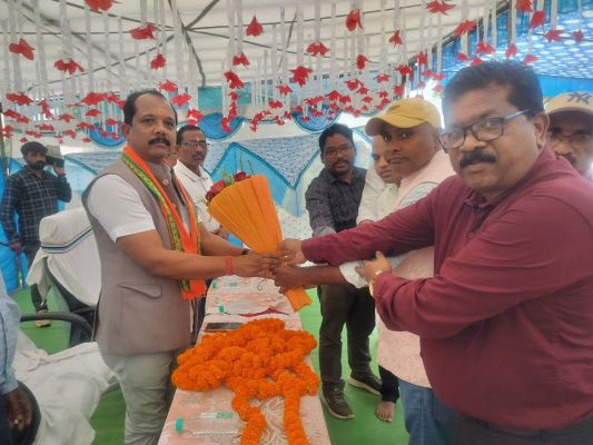 सुरेशपुर में सरस्वती शिशु मंदिर के नवनिर्मित भवन का हुआ भव्य उद्घाटन, मुख्य अतिथि जिला पंचायत अध्यक्ष सालिक साय हुए शामिल