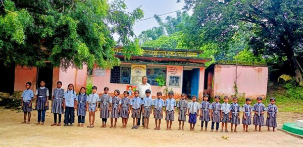 सामुदायिक सहभागिता, शिक्षकों की पहल और प्रधान पाठक की दूरदर्शिता से बदली प्राथमिक विद्यालय डीपाटोली की तस्वीर, आधुनिक सुविधाओं के साथ शिक्षा, अनुशासन और नवाचार में बना क्षेत्र का प्रेरणास्रोत विद्यालय