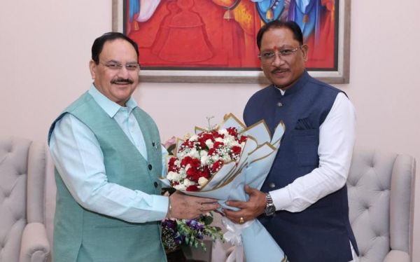 मुख्यमंत्री श्री विष्णु देव साय ने केंद्रीय स्वास्थ्य मंत्री श्री जे.पी. नड्डा से की सौजन्य भेंट,छत्तीसगढ़ में स्वास्थ्य सेवाओं के विस्तार और सुदृढ़ीकरण को लेकर हुई चर्चा