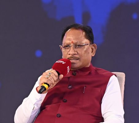 मुख्यमंत्री श्री विष्णु देव साय के निर्देश पर ब्लू वाटर दुर्घटना में डूबे युवा की खोज के लिए विशाखापट्टनम से आयेगा भारतीय नौसेना का विशेष गोताखोर दल