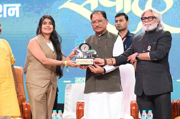 सौर ऊर्जा के क्षेत्र में देश का अग्रणी राज्य बनेगा छत्तीसगढ़, मार्च 2027 तक 5 लाख घरों की छतों पर सोलर पैनल लगाने का लक्ष्य : मुख्यमंत्री विष्णु देव साय