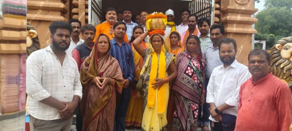 संत शिरोमणि गुरु रविदास महाराज की 650वीं जयंती पर दोकड़ा मंडल में निकली कलश यात्रा,समरसता संकल्प अभियान के तहत विभिन्न मंदिरों में हुआ आयोजन, मुख्यमंत्री की धर्मपत्नी कौशल्या साय हुईं शामिल