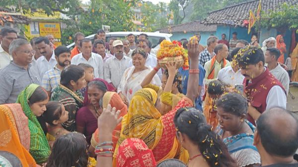 गुरम्हाकोना से रनपुर तक निकली संत रविदास महाराज के 650वें प्रकाश पर्व की कलश यात्रा, गांव-गांव हुआ भव्य स्वागत, विधायक रायमुनी भगत ने किया समापन, सामाजिक समानता और बंधुत्व का कार्यकर्ताओं ने लिया संकल्प