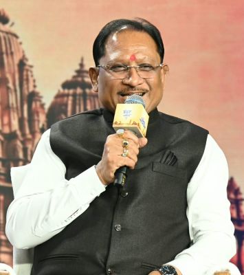 जशपुर में अब फुटबॉल का बनेगा नया ठिकाना, 5.49 करोड़ की लागत से तैयार होगा आधुनिक स्टेडियम; मुख्यमंत्री विष्णुदेव साय की पहल से खेल प्रतिभाओं को मिलेगा बड़ा मंच