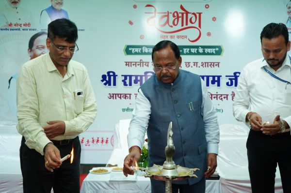 देवभोग ब्रांड बना गुणवत्ता और विश्वास की पहचान, दुग्ध किसान सम्मेलन में मंत्री रामविचार नेताम ने कहा&mdash;आधुनिक डेयरी व्यवस्था से बढ़ेगी किसानों की आय और आत्मनिर्भरता