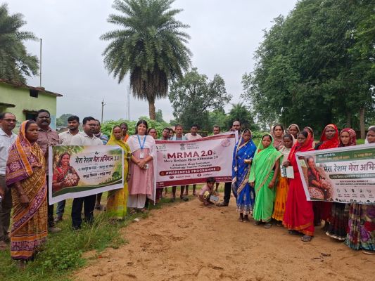 जशपुर में तसर किसानों के लिए वैज्ञानिक प्रशिक्षण की बड़ी पहल, MRMA 2.0 के तहत 3 दिनों में 6 कार्यक्रमों से सैकड़ों किसान लाभान्वित&mdash;गुणवत्तापूर्ण बीज, रोग प्रबंधन और स्वच्छता तकनीकों से बढ़ेगी तसर उत्पादन व किसानों की आय