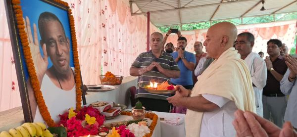 नारायणपुर के जन सेवा अभेद आश्रम में एक दिवसीय विशाल स्वास्थ्य शिविर, अघोर परिषद ट्रस्ट और बाबा भगवान राम ट्रस्ट की पहल से ग्रामीणों को मिल रही निःशुल्क जांच, परामर्श और दवाइयों की सुविधा