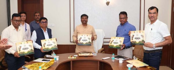 सहकारिता क्षेत्र को पारदर्शी, डिजिटल और किसान हितैषी बनाने सरकार प्रतिबद्ध, को-ऑपरेटिव बैंकों में रिक्त पदों की भर्ती प्रक्रिया में तेजी लाने मंत्री केदार कश्यप के निर्देश