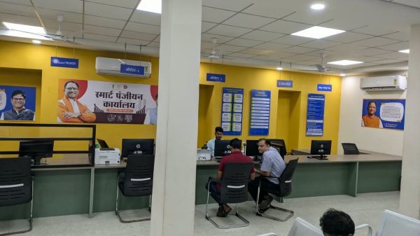 रजिस्ट्री के लिए अब लंबी कतार और अनावश्यक चक्कर नहीं, रायगढ़ का मॉडल पंजीयन कार्यालय हेल्प डेस्क से डिजिटल भुगतान तक दे रहा नागरिकों को बेहतर सुविधा