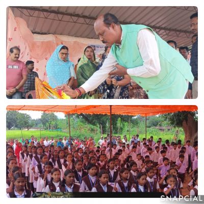 &lsquo;वंदे मातरम्&rsquo; के 150 वर्ष पूर्ण होने पर ऐतिहासिक आयोजन, नमामि भारतम् के तहत सरस्वती शिशु मंदिर नारायणपुर में गूंजा राष्ट्रगीत, बड़ी संख्या में लोगों ने निभाई सहभागिता