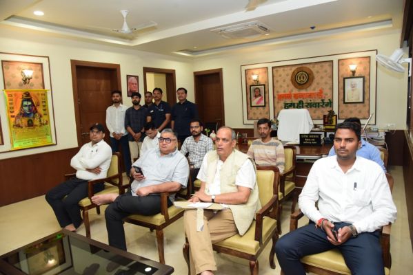 प्रधानमंत्री मोदी की &lsquo;मन की बात&rsquo; में छत्तीसगढ़ की पोषण पहल को मिली राष्ट्रीय पहचान, मंत्री राजेश अग्रवाल ने कहा- &lsquo;हर घर मुनगा-घर-घर मुनगा&rsquo; अभियान प्रदेशवासियों के लिए गौरव का विषय