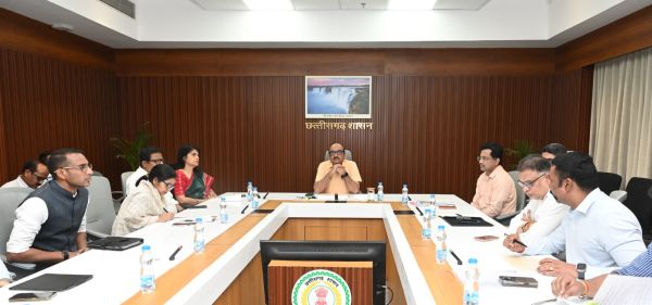 1 से 3 नवंबर तक सजेगा छत्तीसगढ़ राज्योत्सव का भव्य मंच, मुख्य सचिव ने विभागों को प्रदर्शनी, मंच, सुरक्षा और नागरिक सुविधाओं की तैयारियां समय पर पूरा करने दिए निर्देश