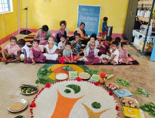 सेवा संकल्प अभियान नारायणपुर के आंगनबाड़ी केंद्रों में 'आंगन मिलन' का शुभारंभ,बच्चों का परिचय, गोद भराई और अन्नप्राशन उत्सव से गूंजे केंद्र
