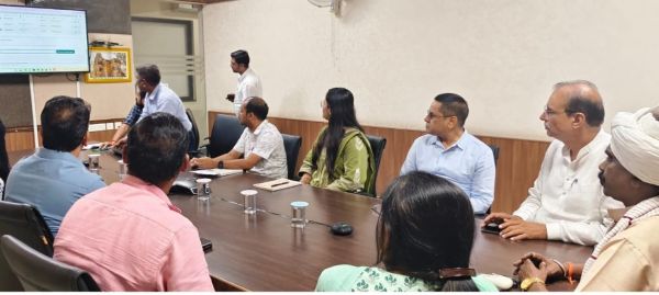 वन मंत्री केदार कश्यप के मार्गदर्शन में तेन्दूपत्ता संग्राहक परिवारों को आर्थिक सहारा, राजमोहिनी देवी योजना से 169 परिवारों को सीधे बैंक खातों में मिली 2.42 करोड़ की सहायता