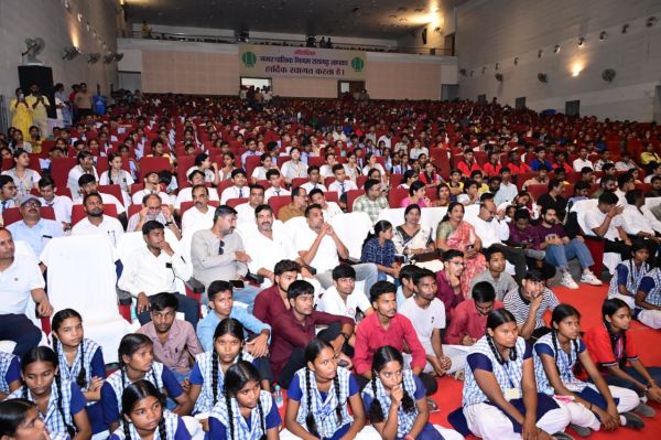 रायगढ़ के युवाओं को मिलेगी एआई की नई दुनिया में उड़ान, एक्सीलेंस सेंटर के जरिए तकनीकी ज्ञान, नवाचार, रोजगार और उद्यमिता के खुलेंगे नए रास्ते : ओ.पी. चौधरी