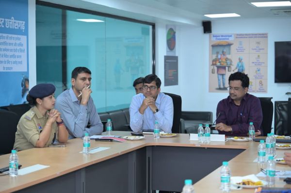 यातायात जाम, गंदगी, अवैध खुदाई और निर्माण पर कसेगा शिकंजा, आईटीएमएस की निगरानी व्यवस्था से बेहतर होगा रायपुर का शहरी प्रबंधन, प्रमुख सचिव ने अधिकारियों को दिए समन्वित कार्रवाई के निर्देश