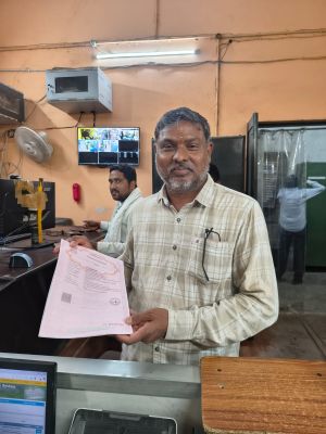 अब रजिस्ट्री के बाद नामांतरण के लिए तहसील के चक्कर लगाने की जरूरत नहीं, ऑटोम्यूटेशन से अजीत राम साहू को मिली तत्काल राहत; मुख्यमंत्री विष्णु देव साय के नेतृत्व और वित्त मंत्री ओ.पी. चौधरी के मार्गदर्शन में पंजीयन सेवाओं में बदलाव