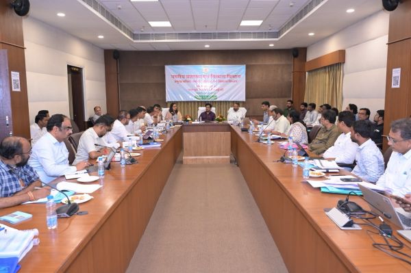 दीपावली से पहले भिलाई को कचरामुक्त बनाने का अल्टीमेटम, सेवाओं में देरी और लापरवाही बर्दाश्त नहीं करेंगे प्रमुख सचिव सोनमणि बोरा