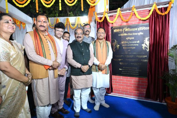 स्वस्थ छत्तीसगढ़ के निर्माण की दिशा में बड़ा कदम, रायपुर में अत्याधुनिक कैंसर उपचार केंद्र की पहल से गंभीर मरीजों को मिलेगी राहत, मेडिकल हब के रूप में विकसित होगा प्रदेश : मुख्यमंत्री विष्णु देव साय