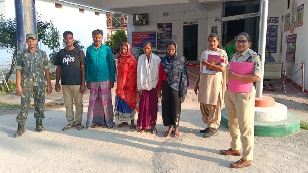 माँ की ममता को किया शर्मसार! 1 लाख 80 हजार में मासूम की खरीद-फरोख्त का खुलासा, कुनकुरी से पश्चिम बंगाल तक पहुंची पुलिस, बच्चे को सकुशल बचाया, मां सहित पांच आरोपी गिरफ्तार