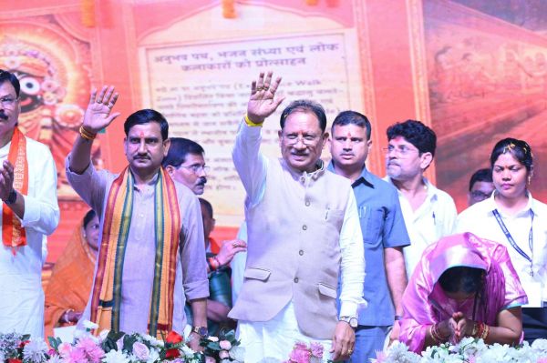 शिवरीनारायण के विकास को मिलेगी नई रफ्तार, महानदी पर बनेगा 63 करोड़ से अधिक का पुल, नगर पालिका बनाने की दिशा में होगा सर्वे, मुख्यमंत्री ने तीन दिवसीय महोत्सव का किया शुभारंभ