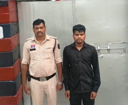 फाइनेंस कंपनी में काम करते हुए 40 महिलाओं की लोन किस्तों की रकम पर लगाया था चूना, मोबाइल बंद कर हुआ फरार, पुलिस ने हैदराबाद से दबोचा