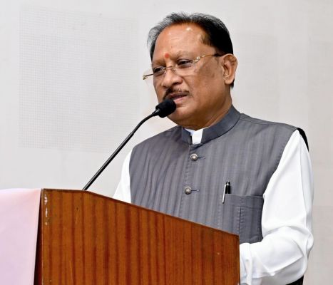 मुख्यमंत्री विष्णुदेव साय ने चक्रवात &lsquo;अर्नब&rsquo; से प्रभावित किसानों को राहत देने के लिए दिखाई तत्परता, सभी कलेक्टरों को तत्काल फसल क्षति सर्वेक्षण के निर्देश